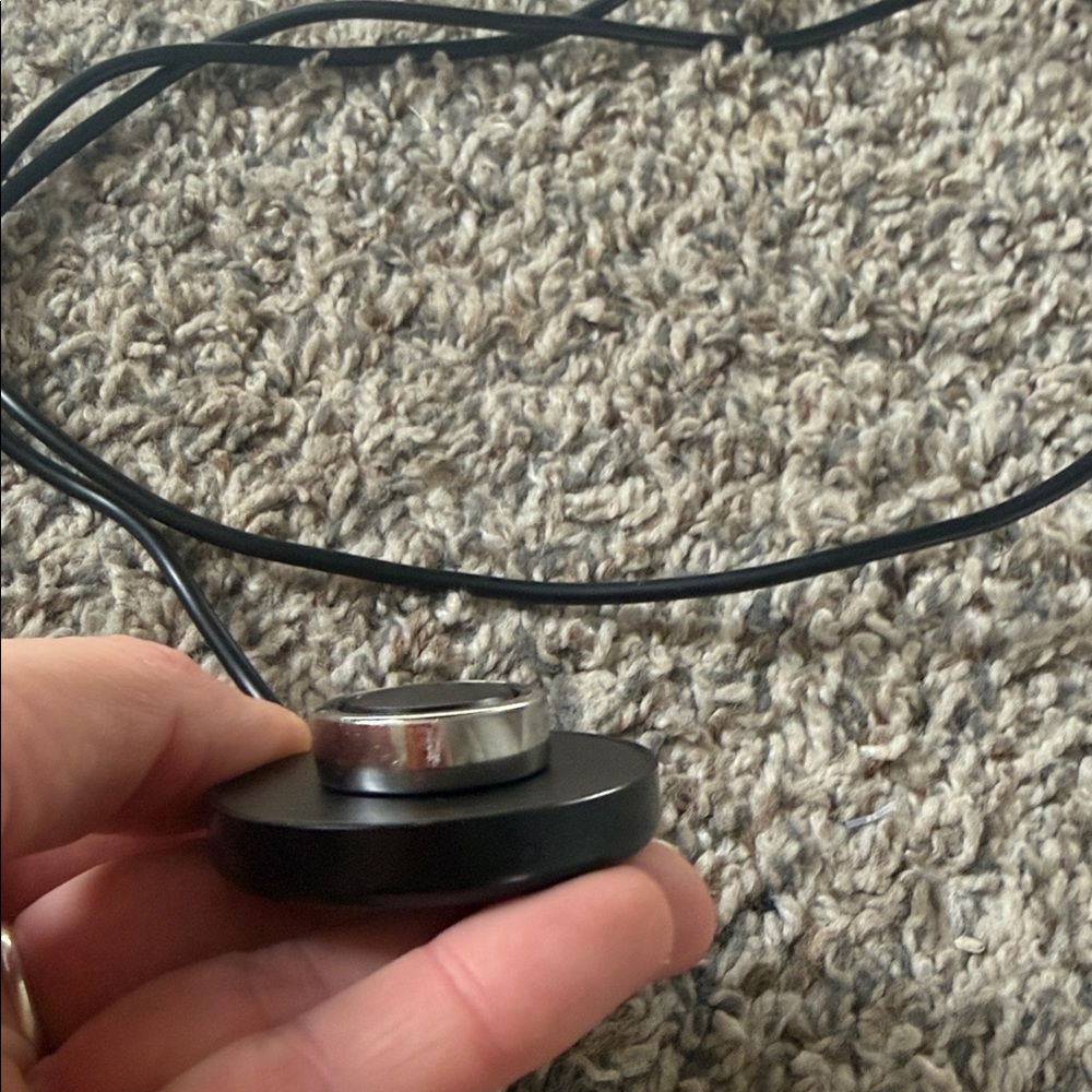 Oura horizon gen 3 size 9 - Picture 3 of 5
